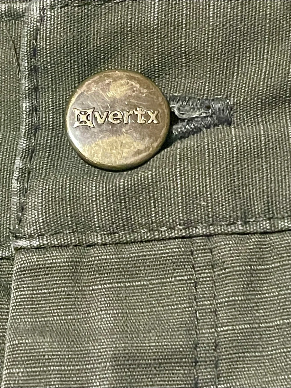 🔥 CUSTOM HAND-PAINTED Y2K OLIVE GREEN CROPPED UTILITY CARGO PANTS 🔥